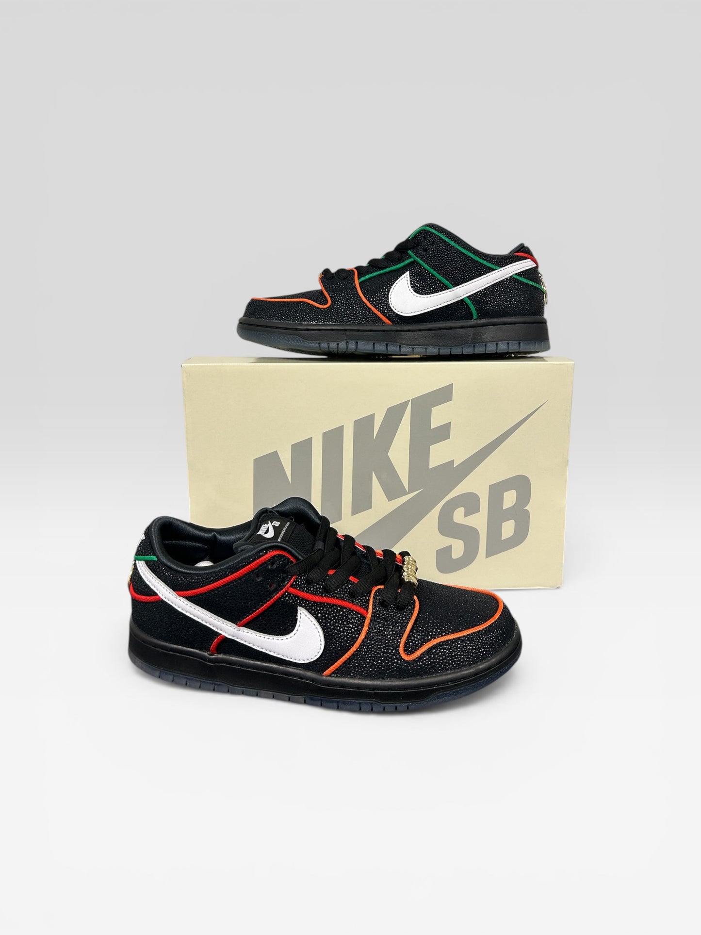Nike Sb Bronx Skate Girl