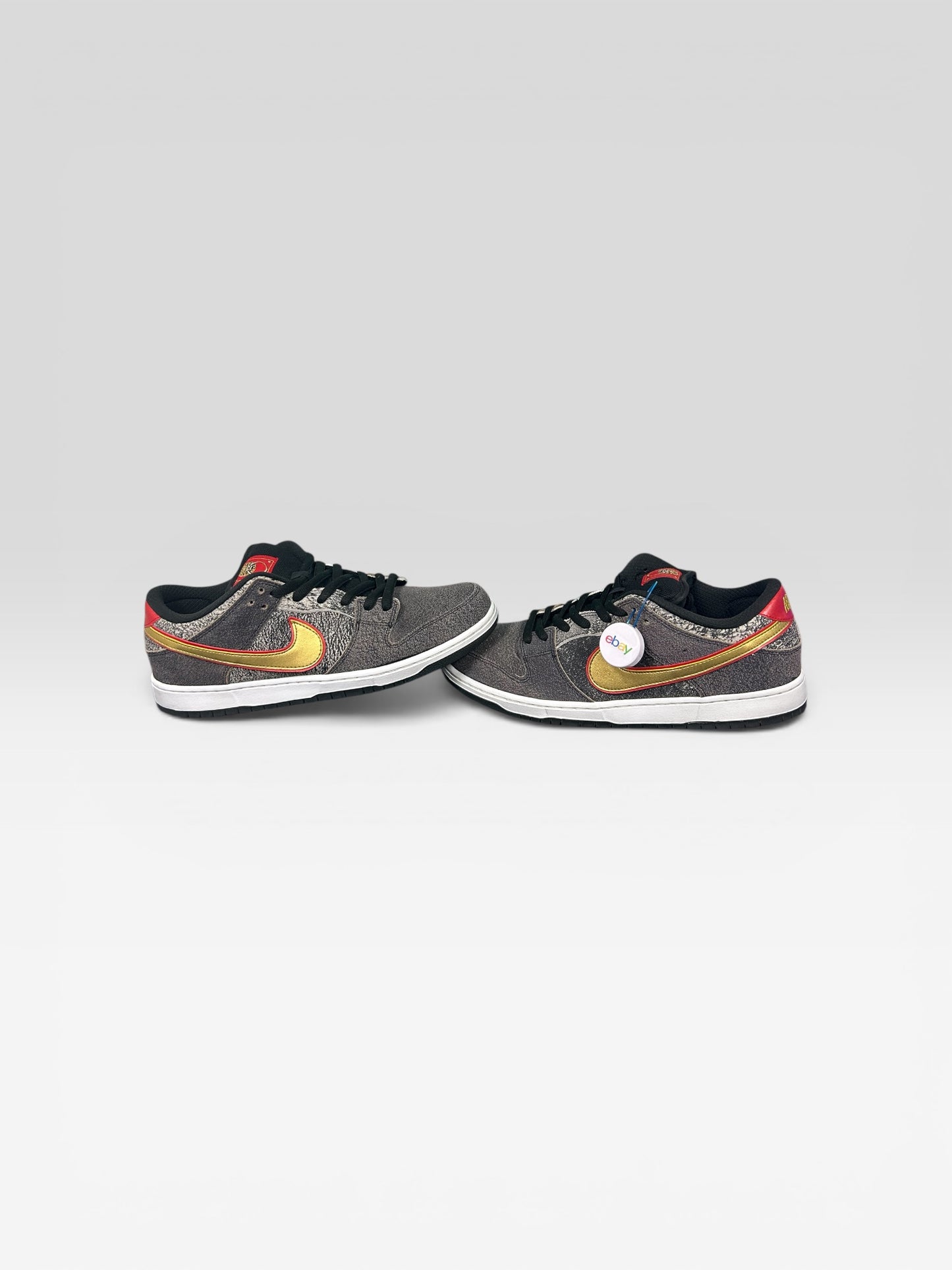 Nike Sb Beijing Metallic Gold